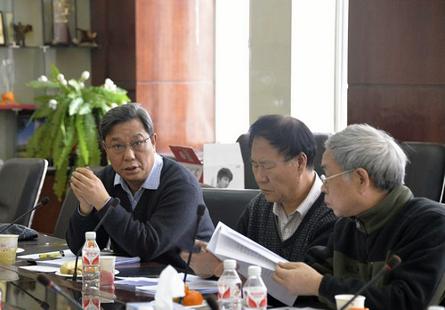 评审专家对项目负责人进行询问