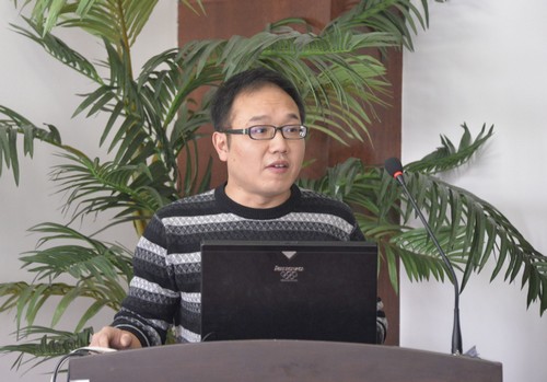 项目负责人进行现场答辩